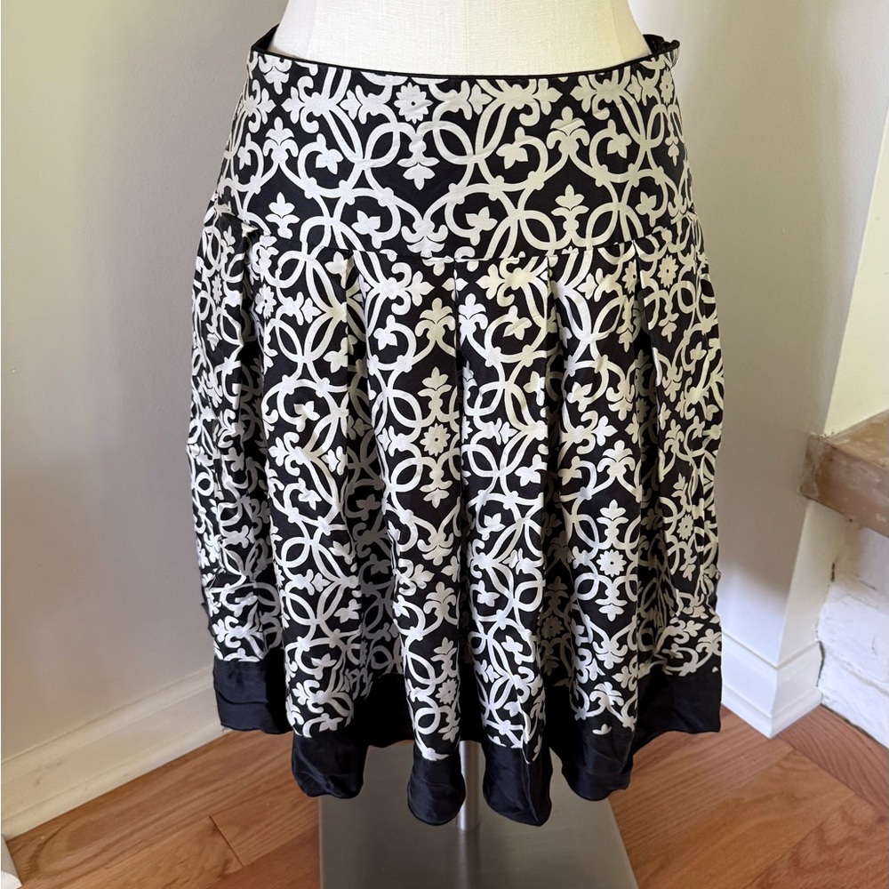 White House Black Market Black and White Skater Skirt